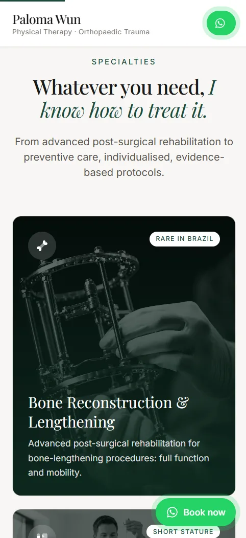 Site da fisioterapeuta Paloma Wun aberto no celular, com o botão de agendamento